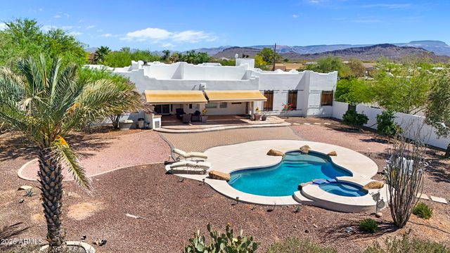 605 W Ridgecrest Road, Phoenix, AZ 85086