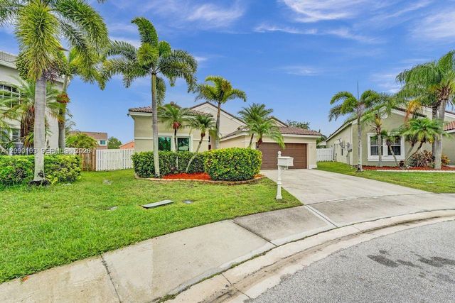 1063 Cedar Falls Dr 1063, Weston, FL 33327