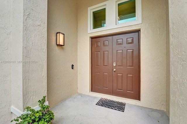 1063 Cedar Falls Dr 1063, Weston, FL 33327