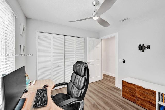 1063 Cedar Falls Dr 1063, Weston, FL 33327