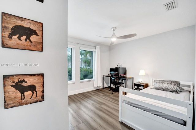 1063 Cedar Falls Dr 1063, Weston, FL 33327