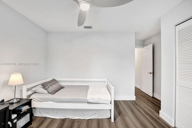 1063 Cedar Falls Dr 1063, Weston, FL 33327