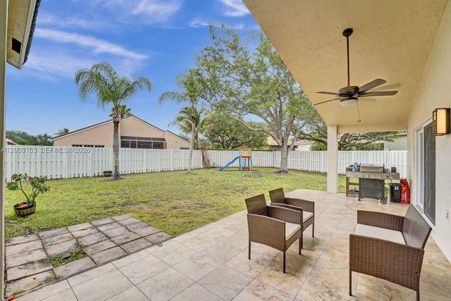1063 Cedar Falls Dr 1063, Weston, FL 33327