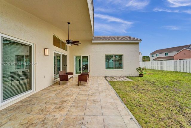 1063 Cedar Falls Dr 1063, Weston, FL 33327