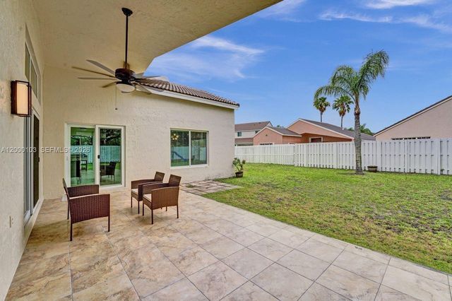 1063 Cedar Falls Dr 1063, Weston, FL 33327