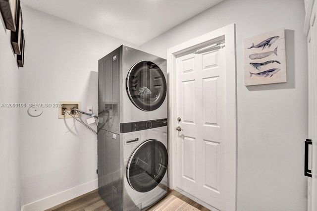 1063 Cedar Falls Dr 1063, Weston, FL 33327