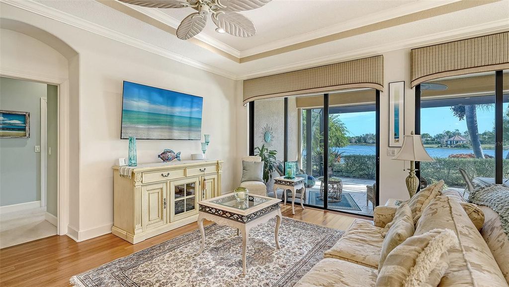 Image 13 of property listing at 12759 DEL CORSO LOOP, Bradenton, FL 34211