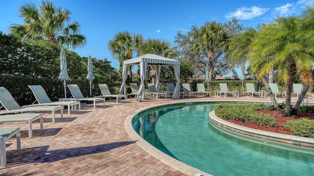 Image 59 of property listing at 12759 DEL CORSO LOOP, Bradenton, FL 34211