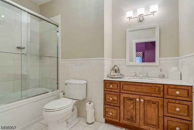 2 Hobson Drive, Livingston Twp., NJ 07039