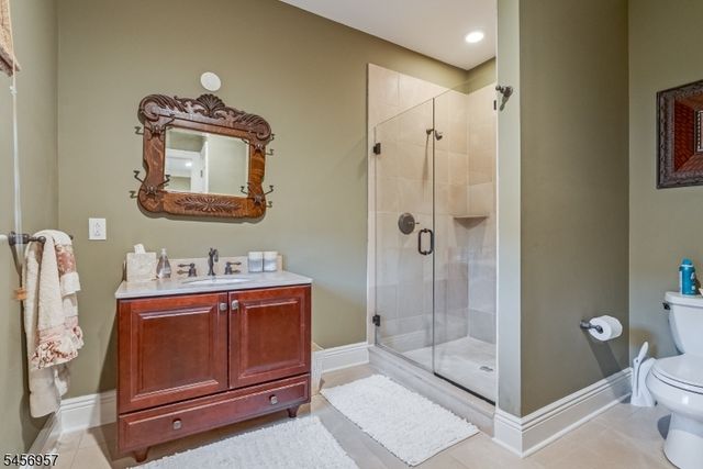 2 Hobson Drive, Livingston Twp., NJ 07039
