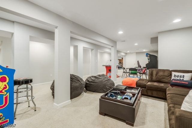 2 Hobson Drive, Livingston Twp., NJ 07039