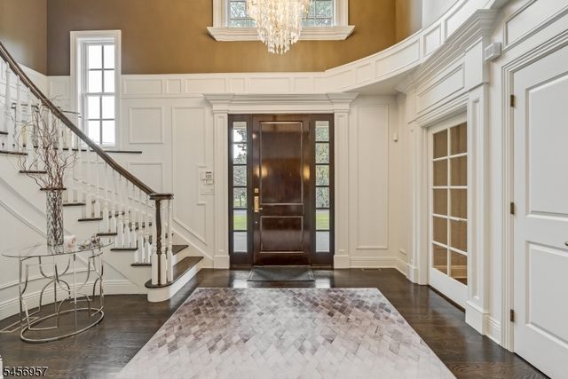 2 Hobson Drive, Livingston Twp., NJ 07039