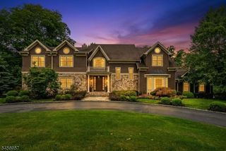 2 Hobson Drive, Livingston Twp., NJ 07039