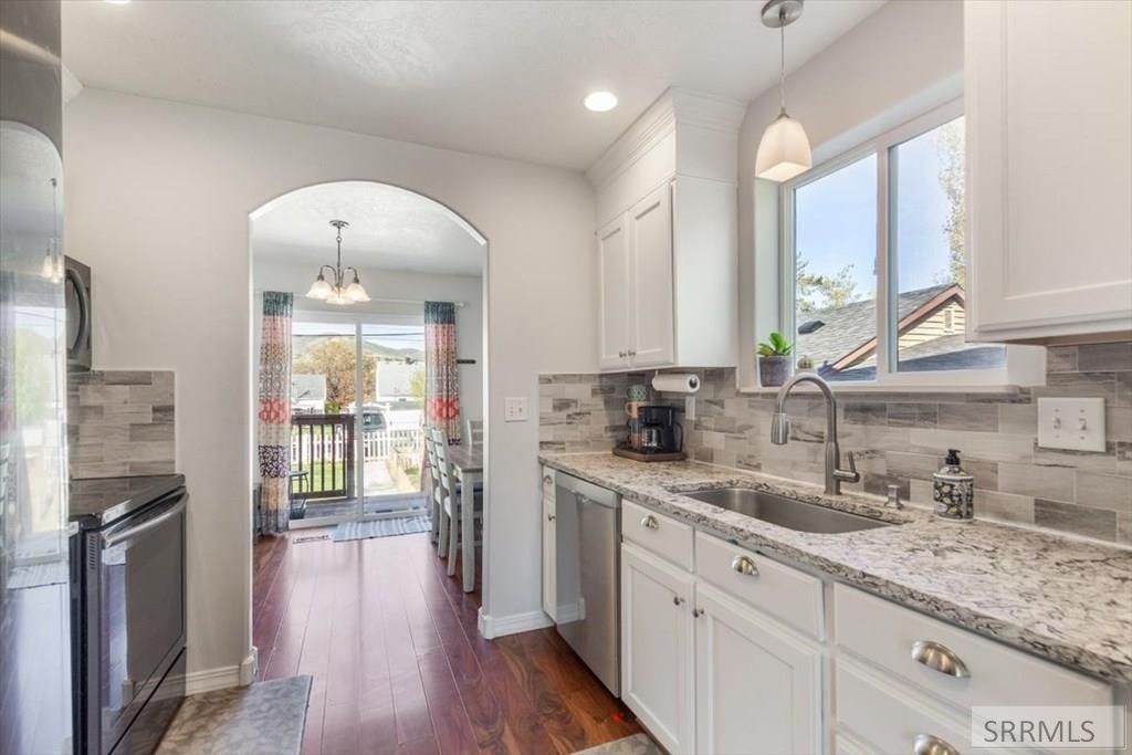 Image 10 of property listing at 1623 S 3rd Avenue, Pocatello, ID 83201