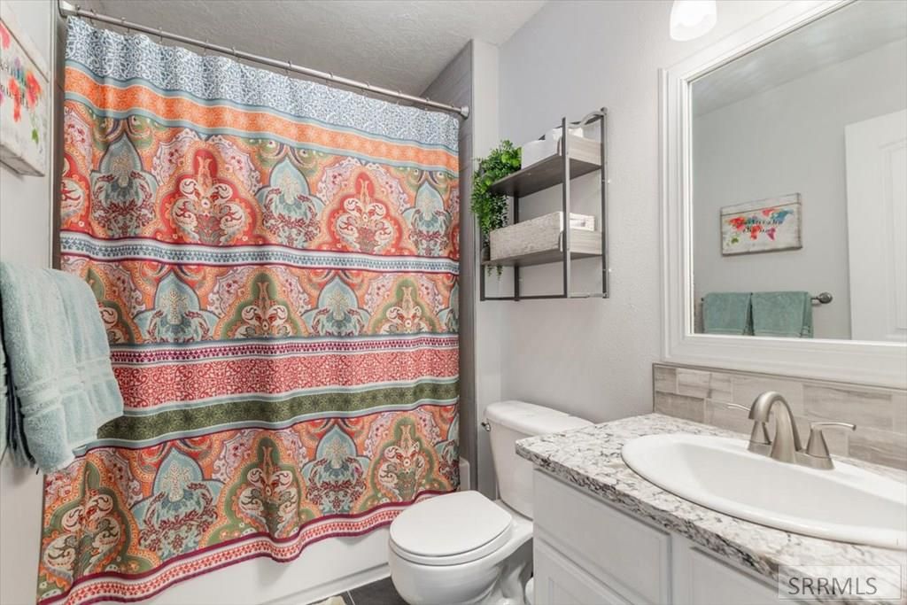 Image 16 of property listing at 1623 S 3rd Avenue, Pocatello, ID 83201