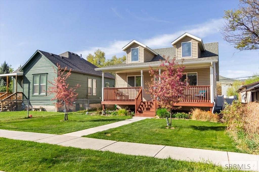 Image 3 of property listing at 1623 S 3rd Avenue, Pocatello, ID 83201