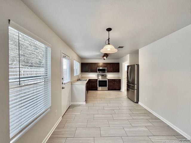12623 Carriage, San Antonio, TX 78249