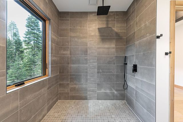 225 Smiley Court, Olympic Valley, CA 96146