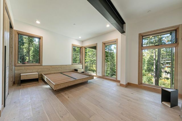 225 Smiley Court, Olympic Valley, CA 96146