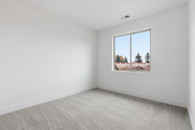 1109 - 22 N Country Club Dr, Deer Park, WA 99006