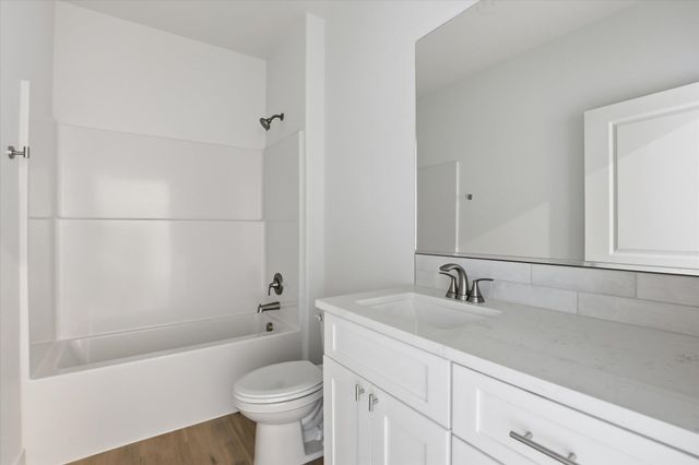 1109 - 22 N Country Club Dr, Deer Park, WA 99006