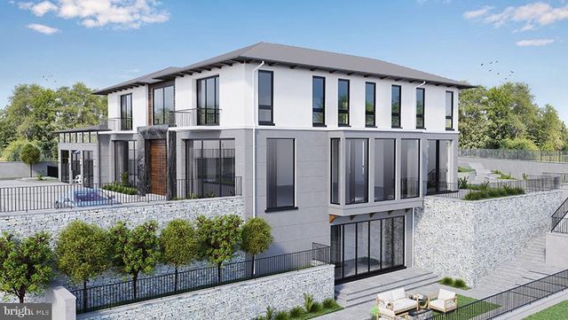 681-B CHAIN BRIDGE RD, Mclean, VA 22101