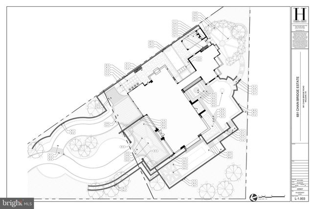 681-B CHAIN BRIDGE RD, Mclean, VA 22101