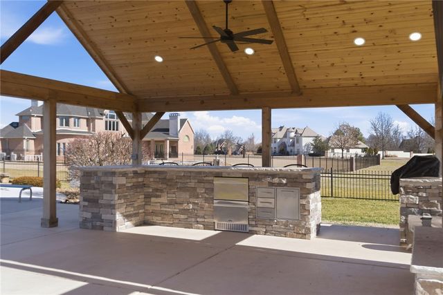 10878 Millstead Lane, Bentonville, AR 72712