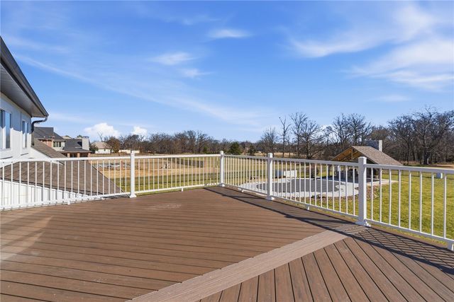 10878 Millstead Lane, Bentonville, AR 72712