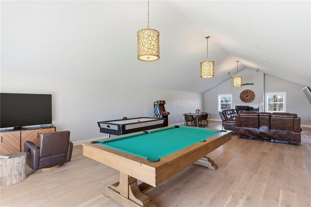 10878 Millstead Lane, Bentonville, AR 72712