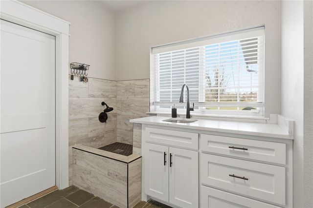 10878 Millstead Lane, Bentonville, AR 72712