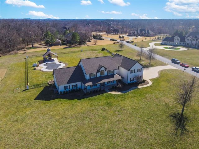 10878 Millstead Lane, Bentonville, AR 72712