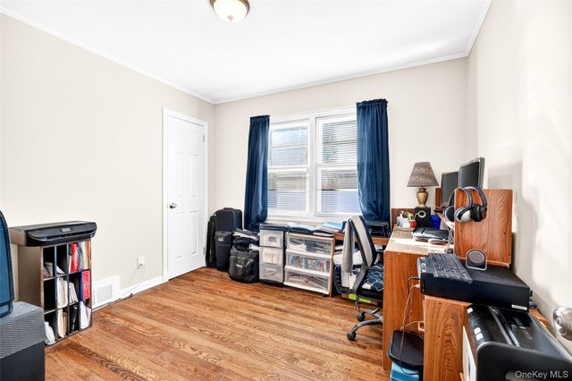 106 Wellford Road, White Plains, NY 10607