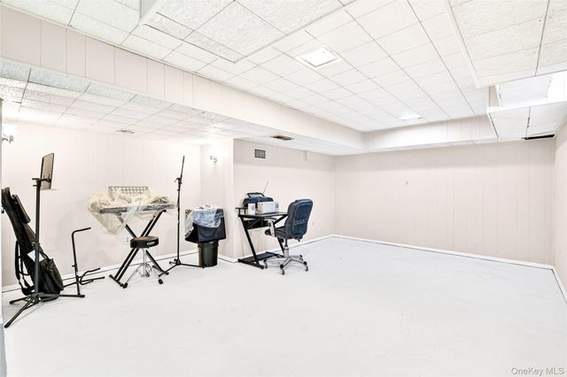 106 Wellford Road, White Plains, NY 10607