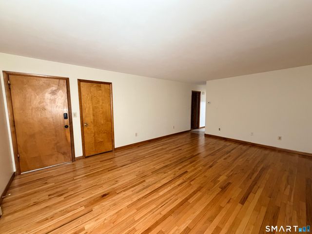 12 Hilltop Avenue 1, Waterbury, CT 06708