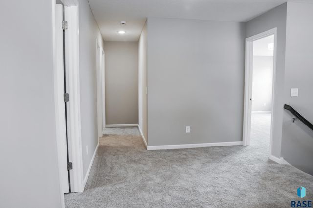 219 Thelma Ave Avenue, Harrisburg, SD 57032