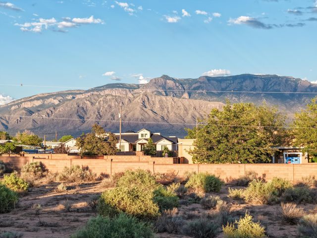713 Perfecto Lopez Road, Corrales, NM 87048