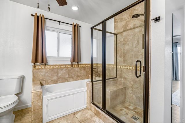 1182 Hansen Court, Hanford, CA 93230