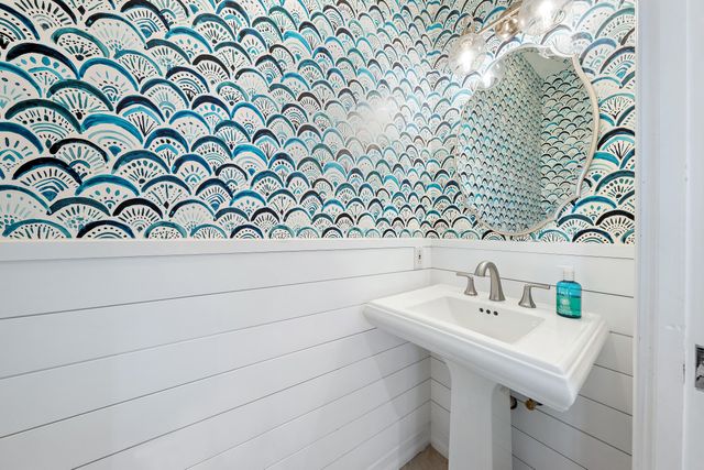 27 Grand Bay Circle, Juno Beach, FL 33408