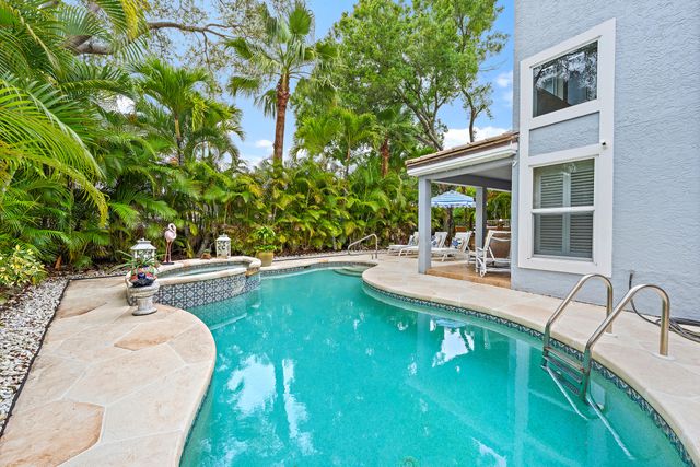 27 Grand Bay Circle, Juno Beach, FL 33408