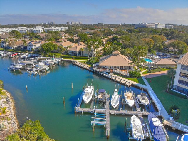 27 Grand Bay Circle, Juno Beach, FL 33408