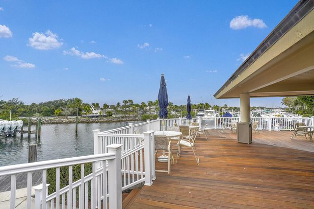 27 Grand Bay Circle, Juno Beach, FL 33408