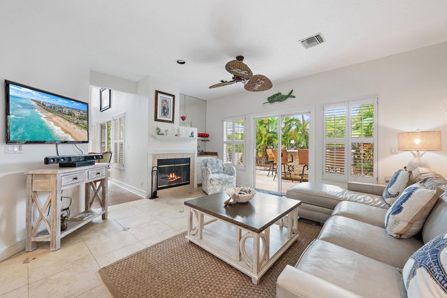 27 Grand Bay Circle, Juno Beach, FL 33408