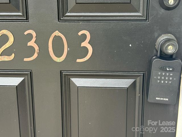 2303 Highland Park Drive, Charlotte, NC 28269