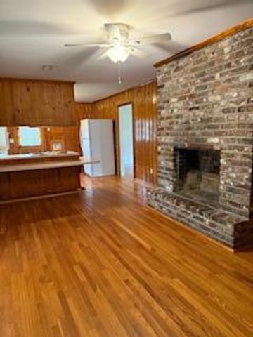 1083 Fort Sumter Dr., Charleston, SC 29412