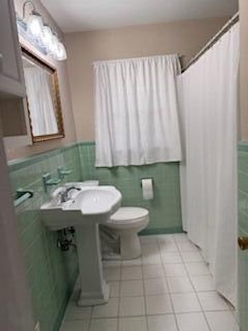 1083 Fort Sumter Dr., Charleston, SC 29412