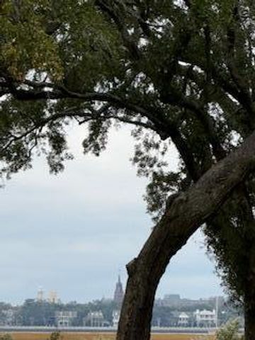 1083 Fort Sumter Dr., Charleston, SC 29412