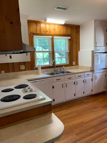 1083 Fort Sumter Dr., Charleston, SC 29412