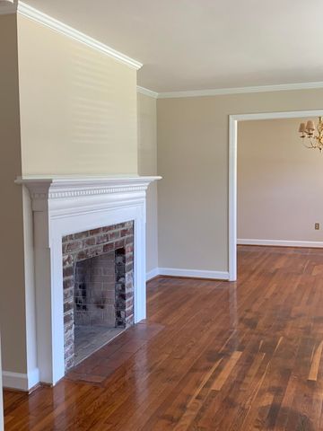 1083 Fort Sumter Dr., Charleston, SC 29412