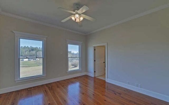 718 Hidden Lake, Blairsville, GA 30512